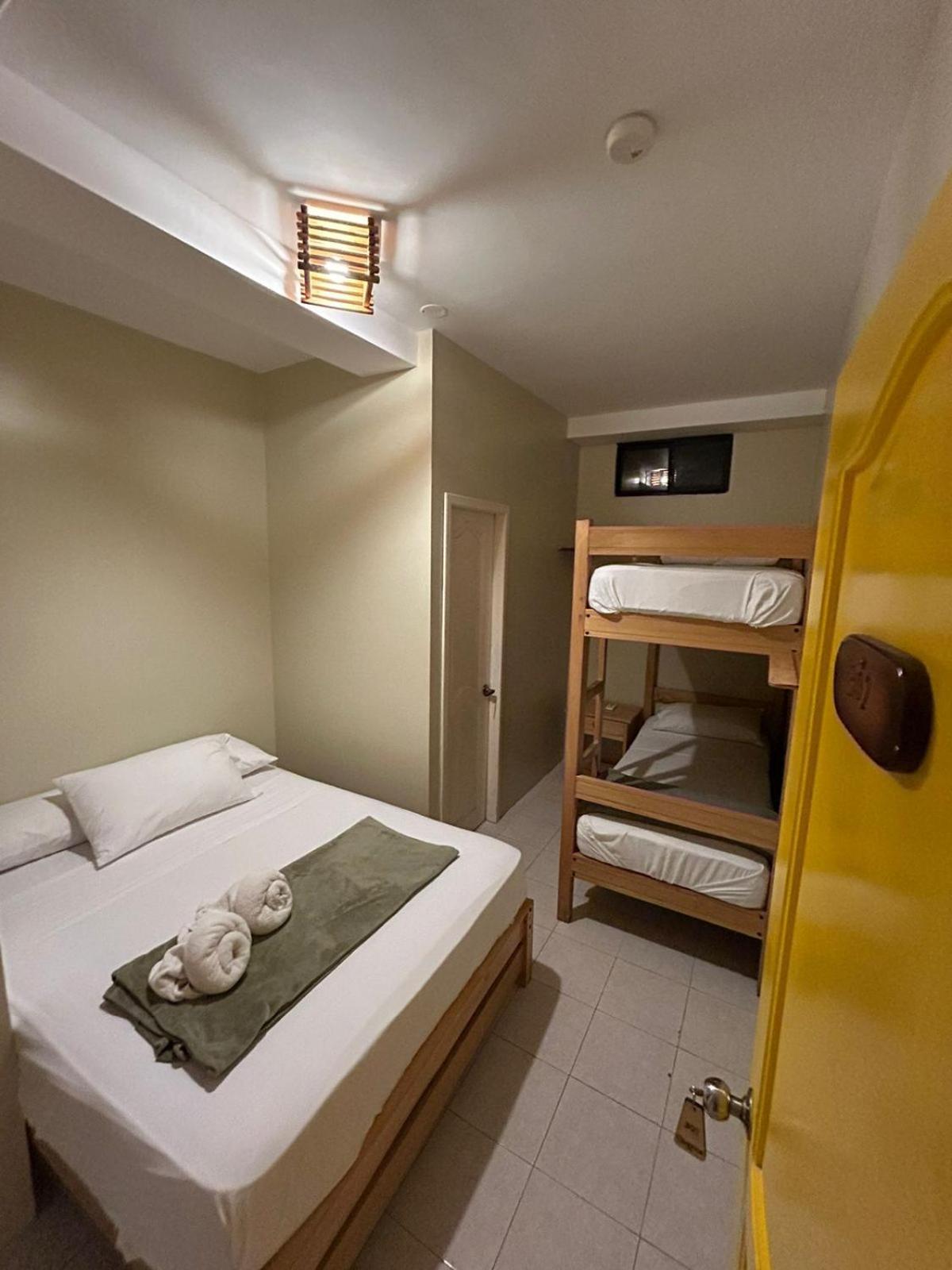 Chescos Hostel&Hotel Salinas  Buitenkant foto
